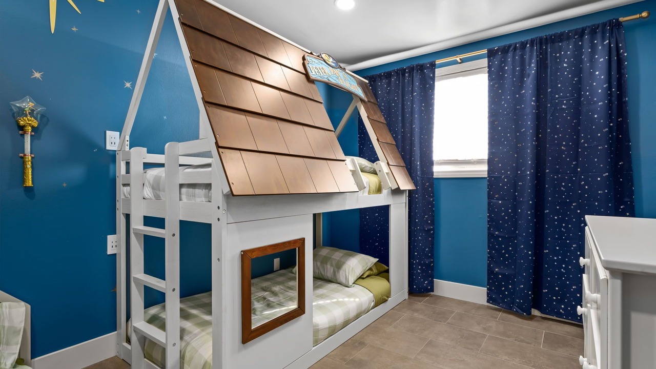 Photo of Bedroom in Southwest Anaheim