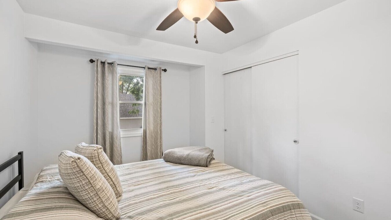 Photo of Bedroom in St. Charles
