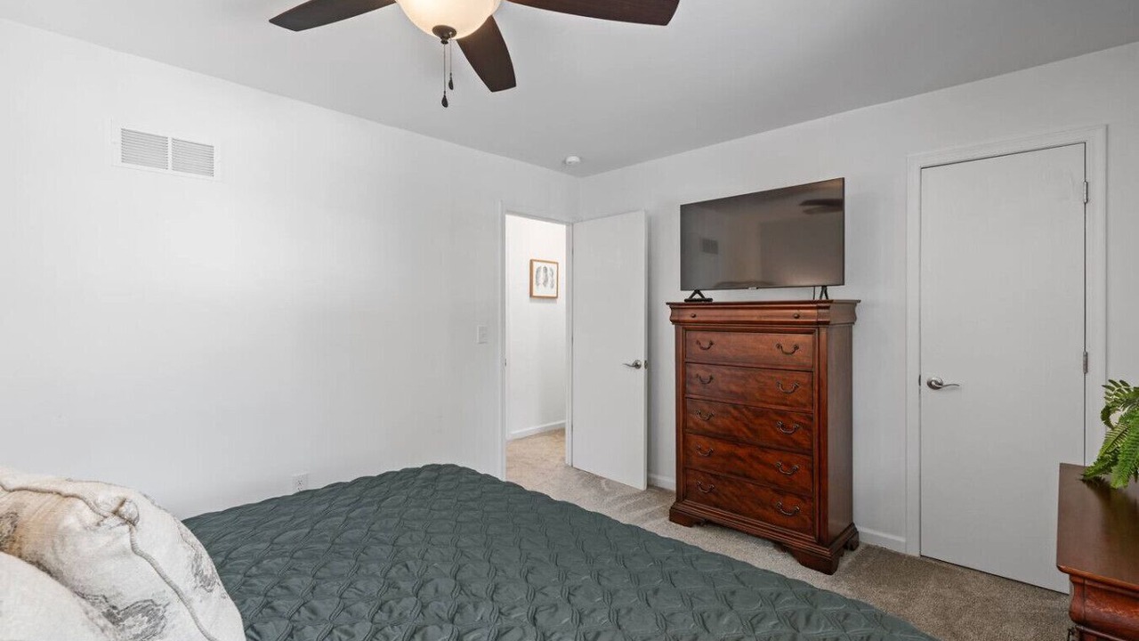 Photo of Bedroom in St. Charles