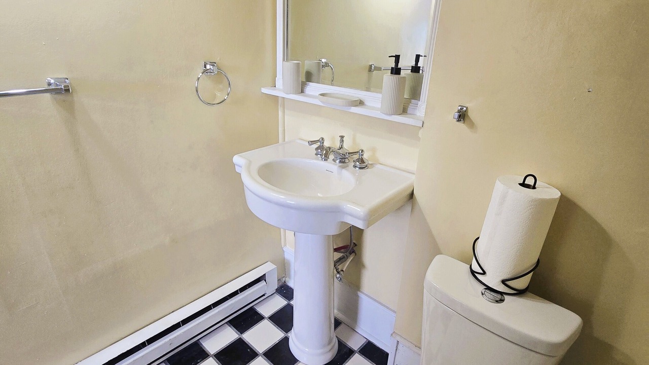 Photo of Bathroom in Robersonville