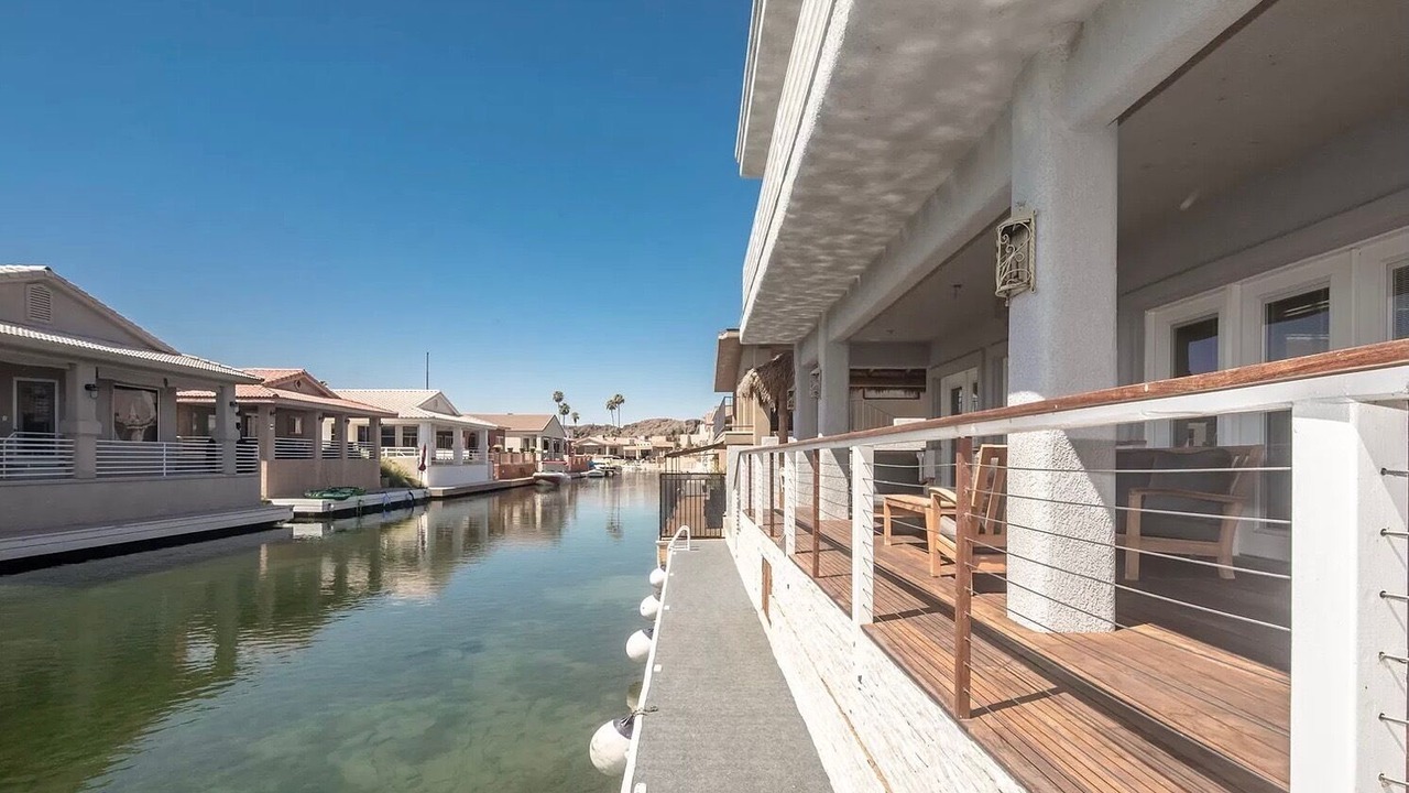 Photo of Patio Balcony in Moovalya Keys