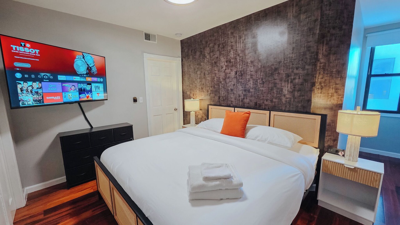 Photo of Bedroom in Center City East