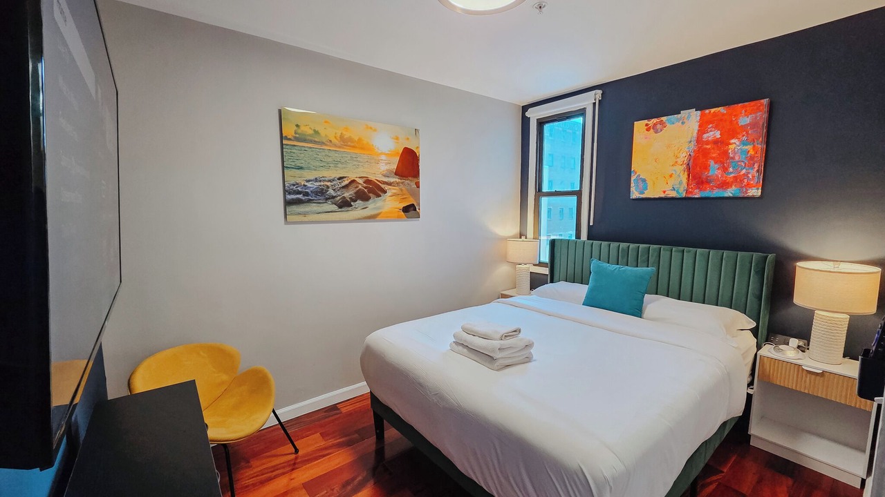 Photo of Bedroom in Center City East