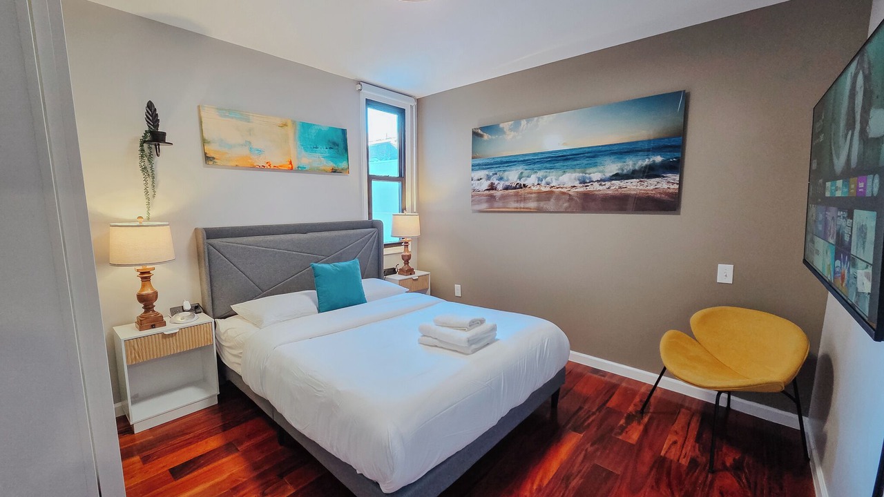Photo of Bedroom in Center City East