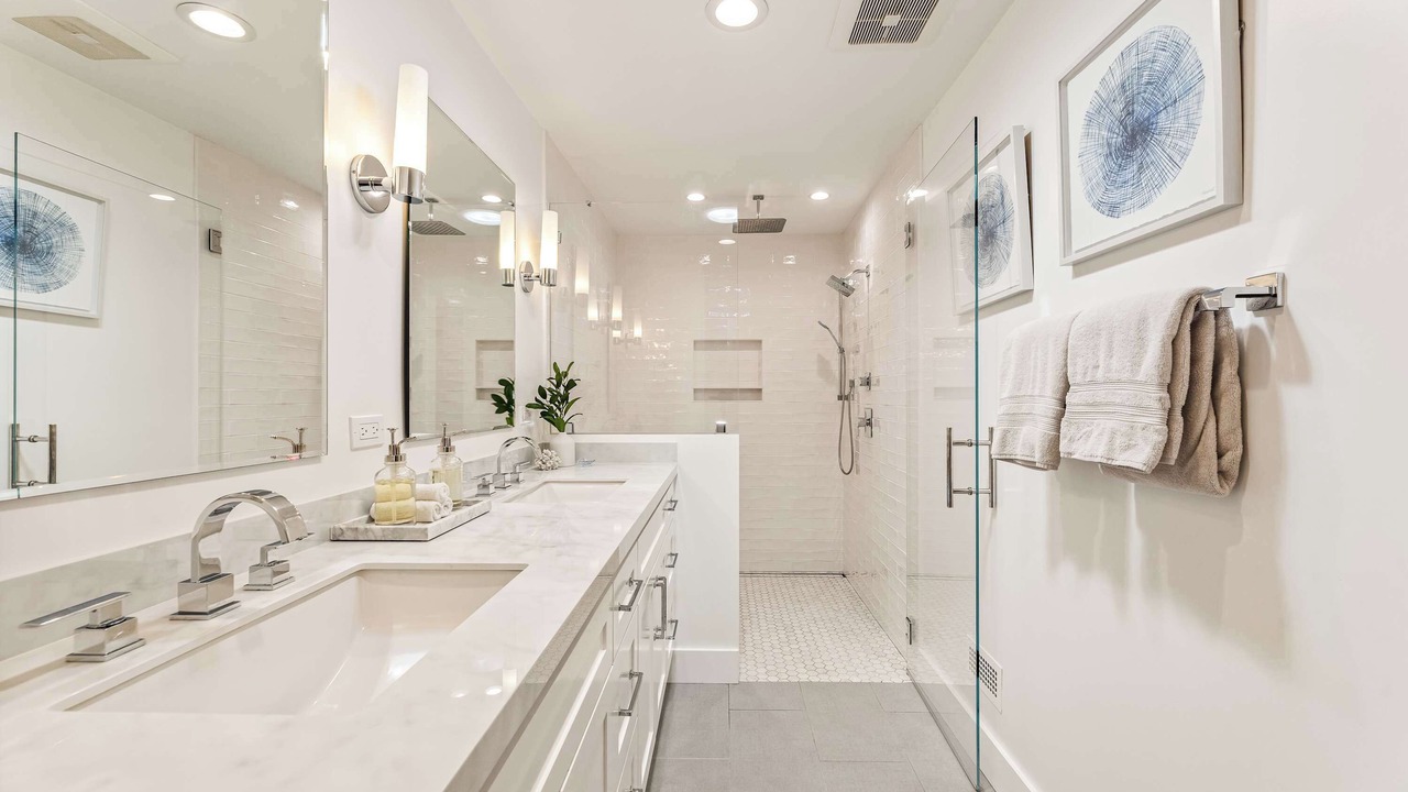 Photo of Bathroom in Sand Section