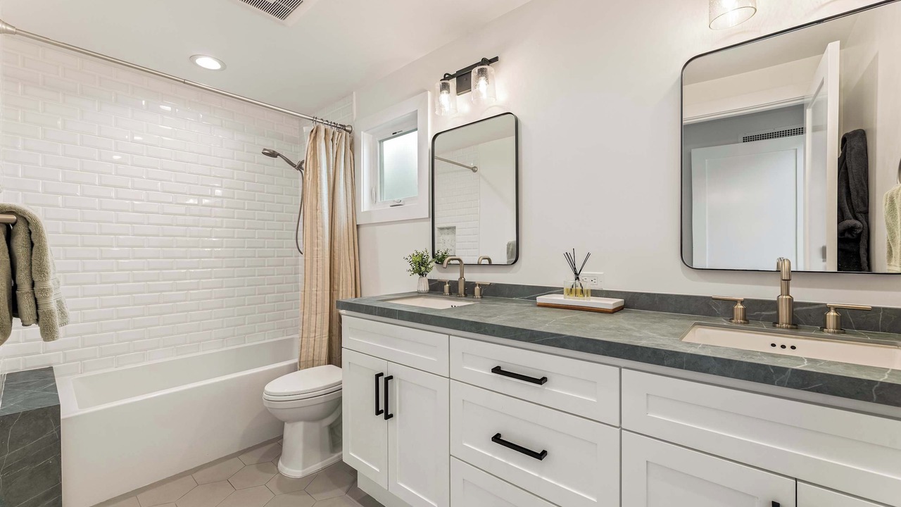 Photo of Bathroom in Sand Section