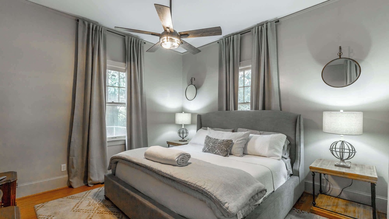 Photo of Bedroom in Flintstone