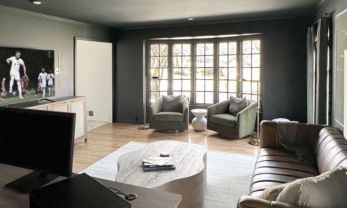 Photo of Livingroom in Leawood