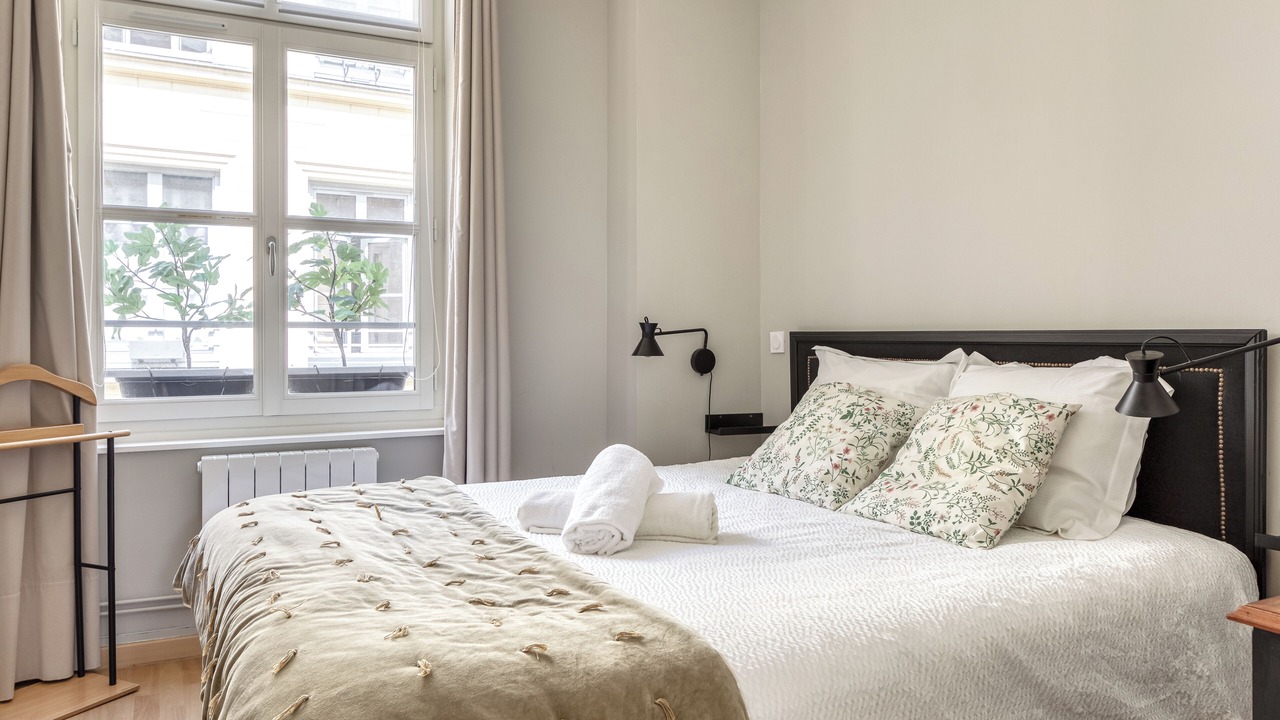 Photo of Bedroom in Rouen City Centre
