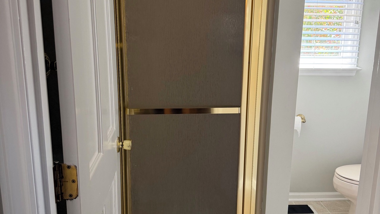 Photo of Bathroom in Manson