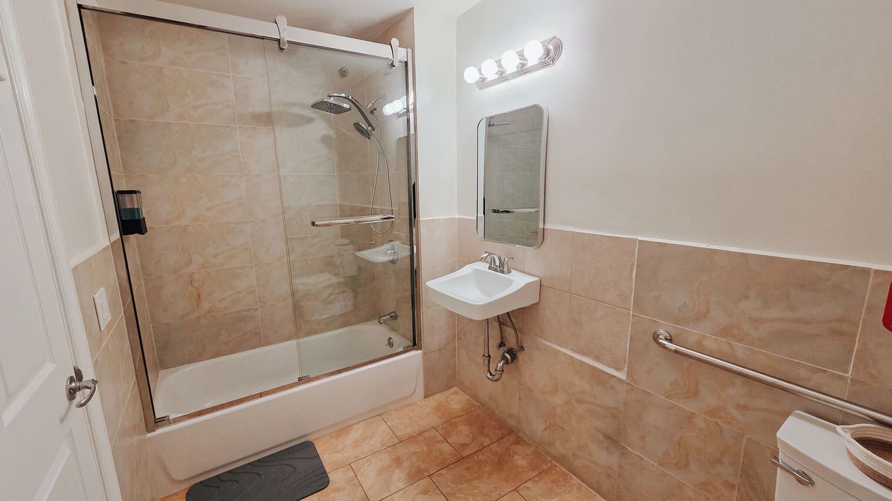 Photo of Bathroom in Chinatown