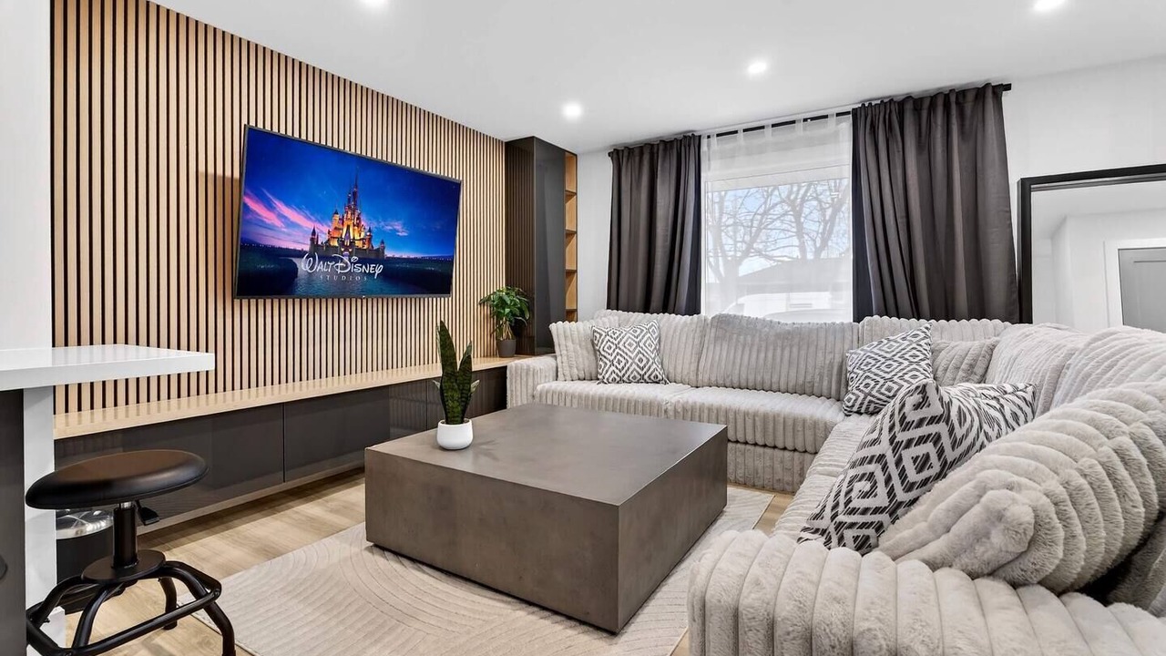 Photo of Livingroom in St. Catharines