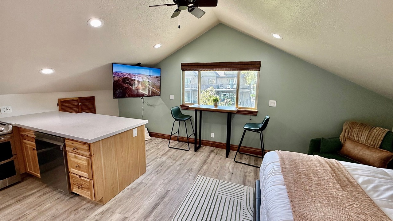 Photo of Bedroom in Cottonwood Heights