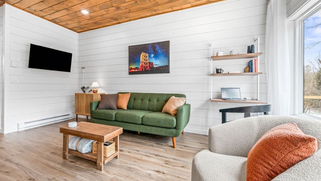 Photo of Livingroom in Littleton