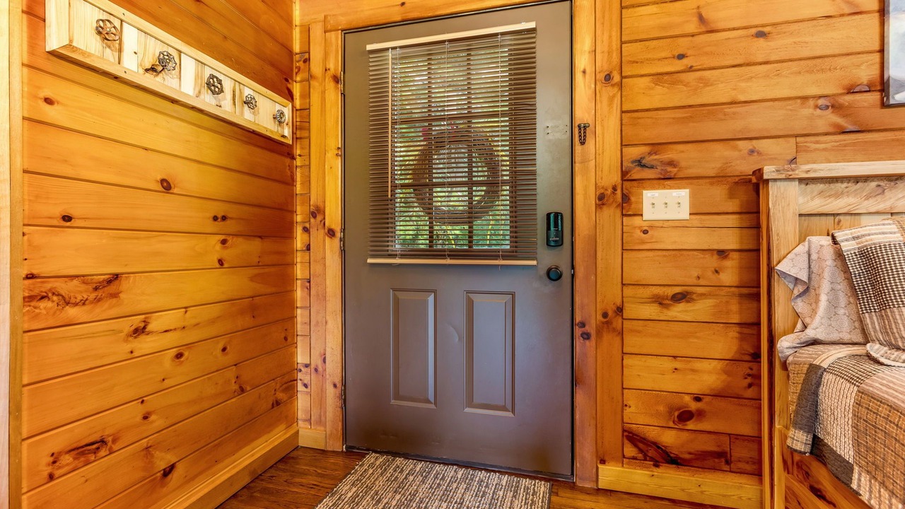 Photo of Bedroom in Nelsonville