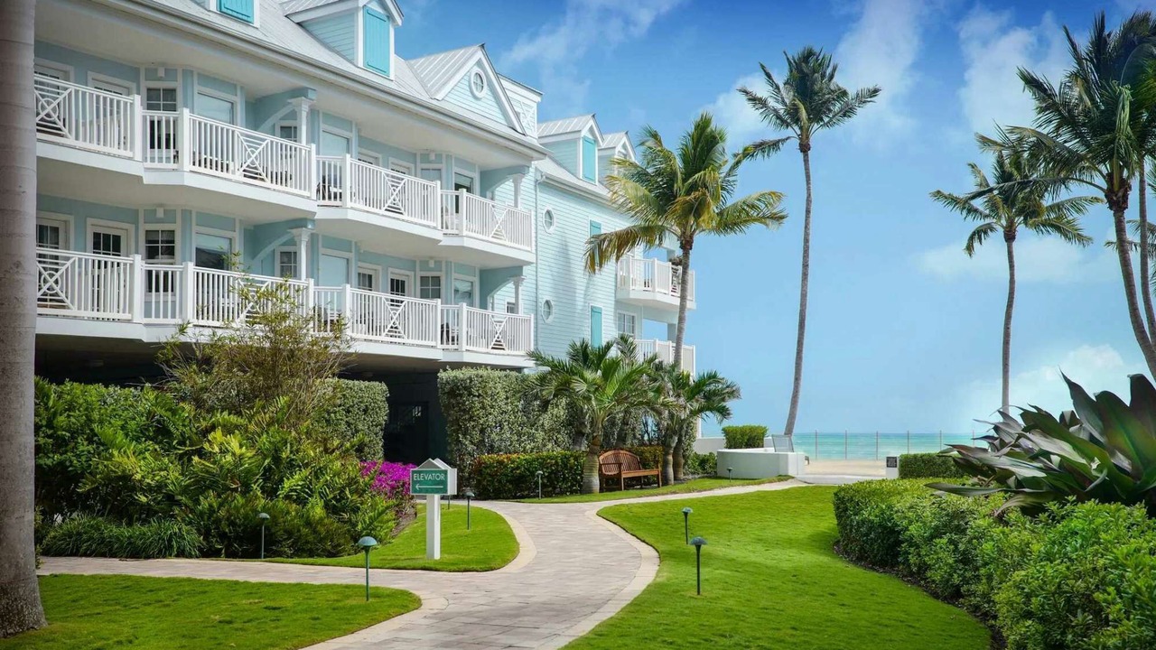 Photo of Others in Uptown - Upper Duval