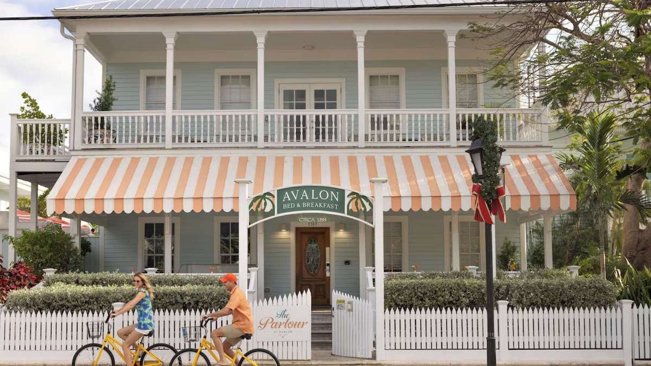 Photo of Others in Uptown - Upper Duval