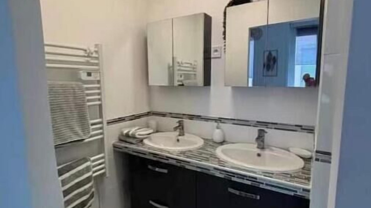 Photo of Bathroom in Les Cordeliers