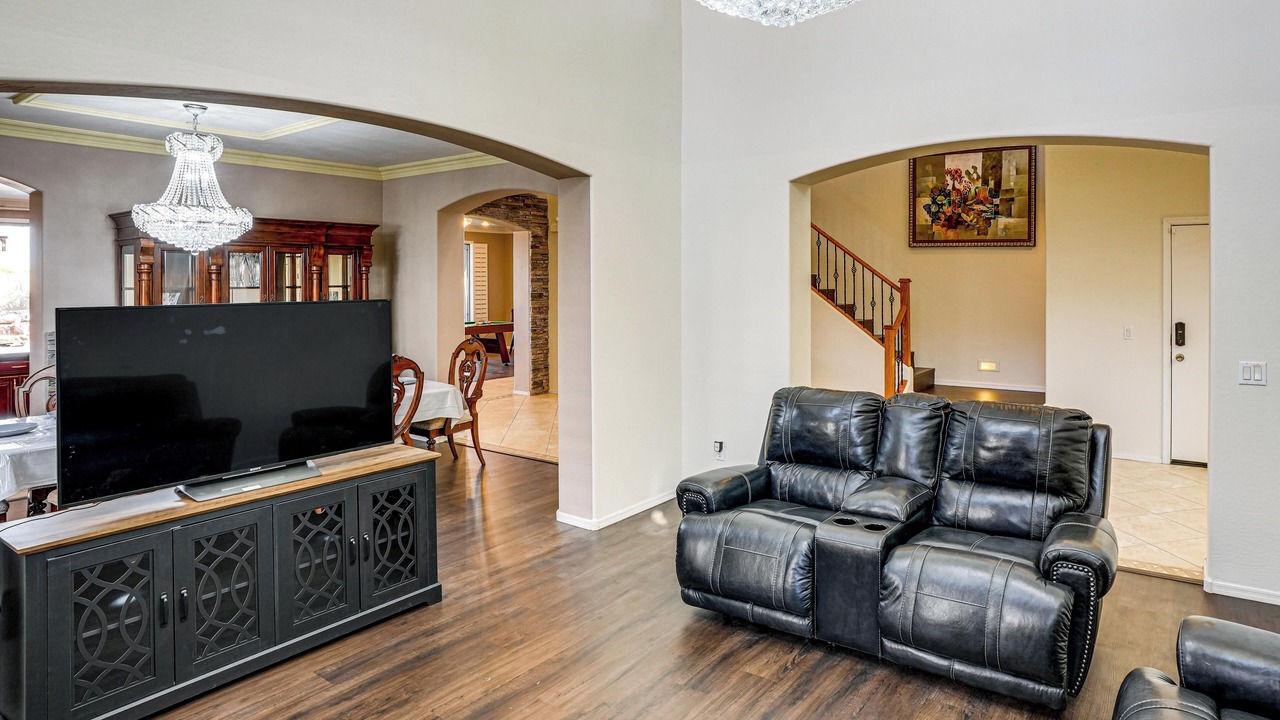 Photo of Livingroom in Palm Valley