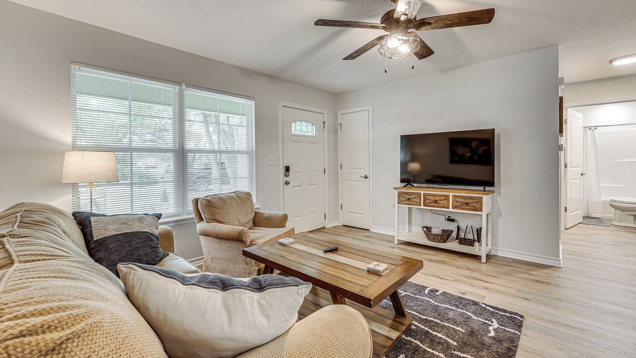 Photo of Livingroom in Nash