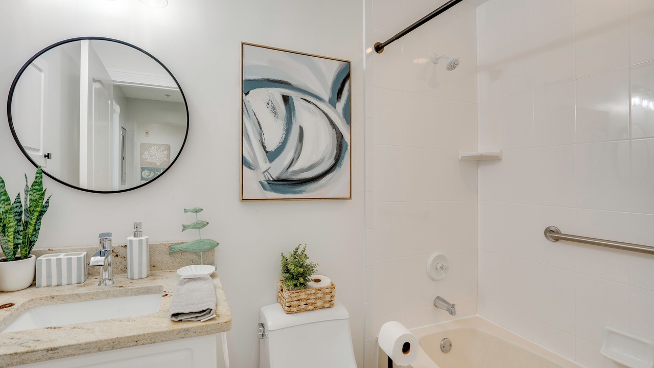 Photo of Bathroom in Burnt Store Marina