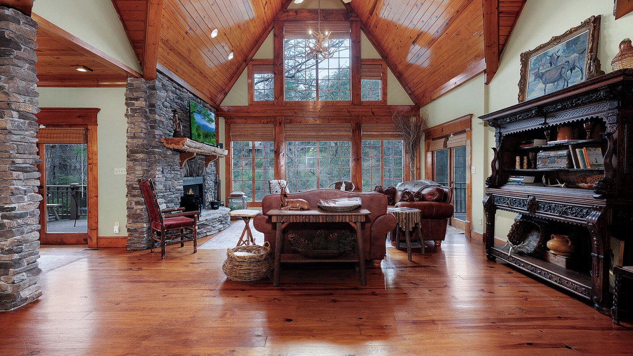 Photo of Bedroom in Ellijay
