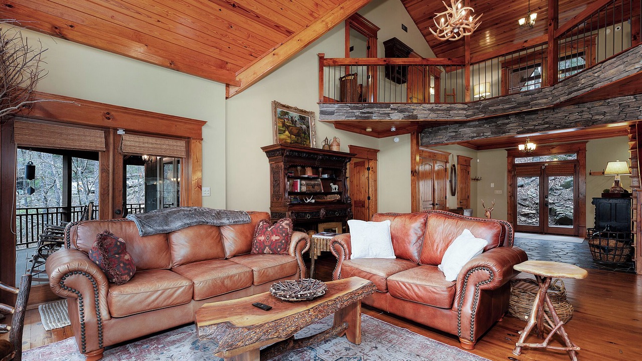 Photo of Bedroom in Ellijay