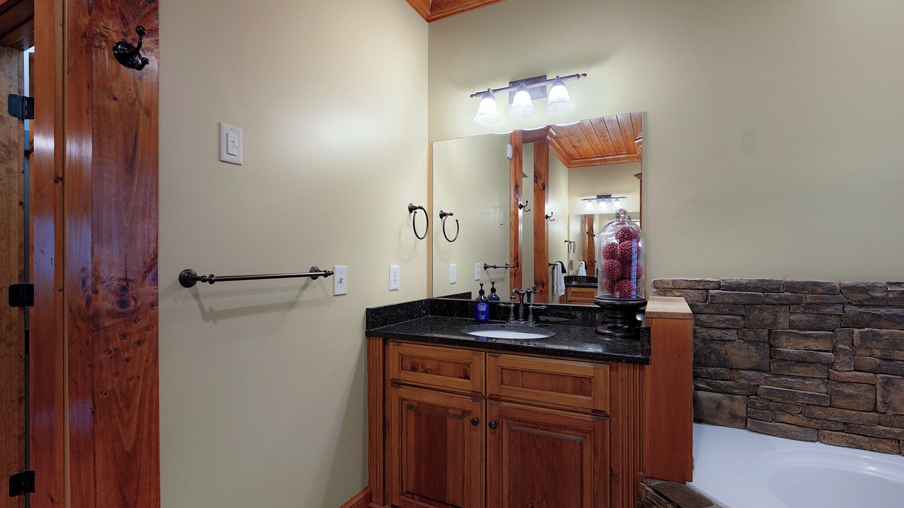 Photo of Bathroom in Ellijay