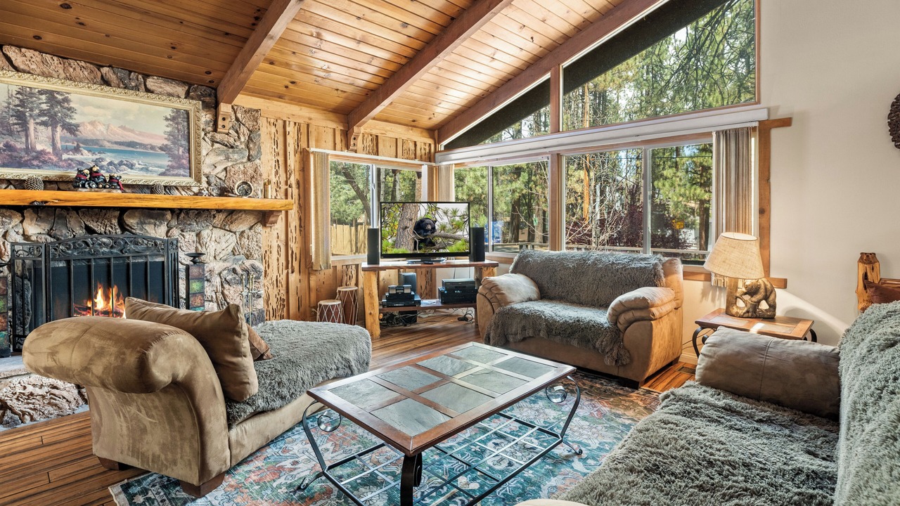 Photo of Bedroom in Summit Estates