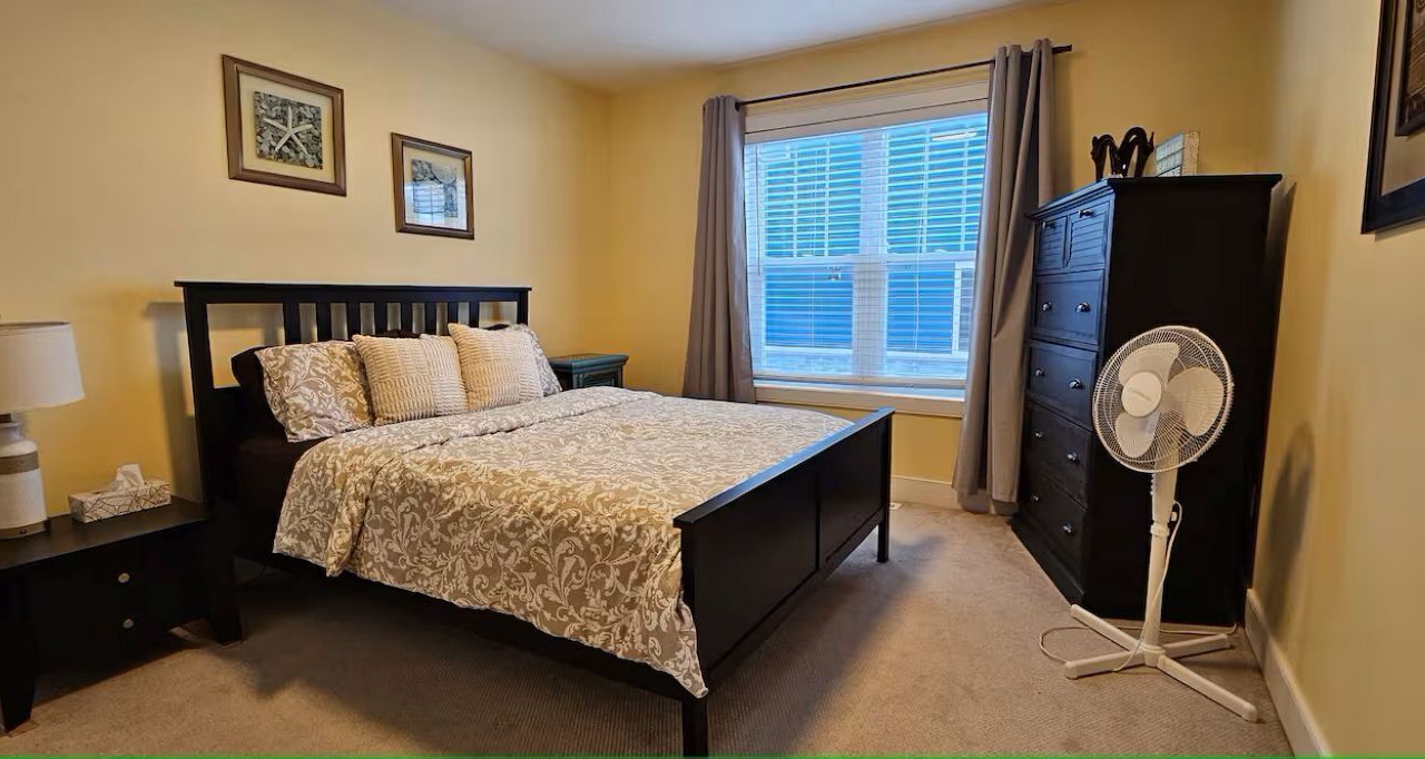 Photo of Bedroom in Grand Bend