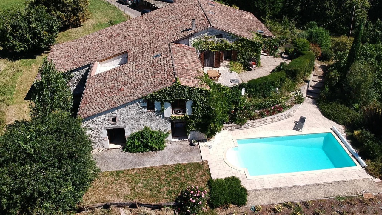 Photo of Outdoor in Cancon