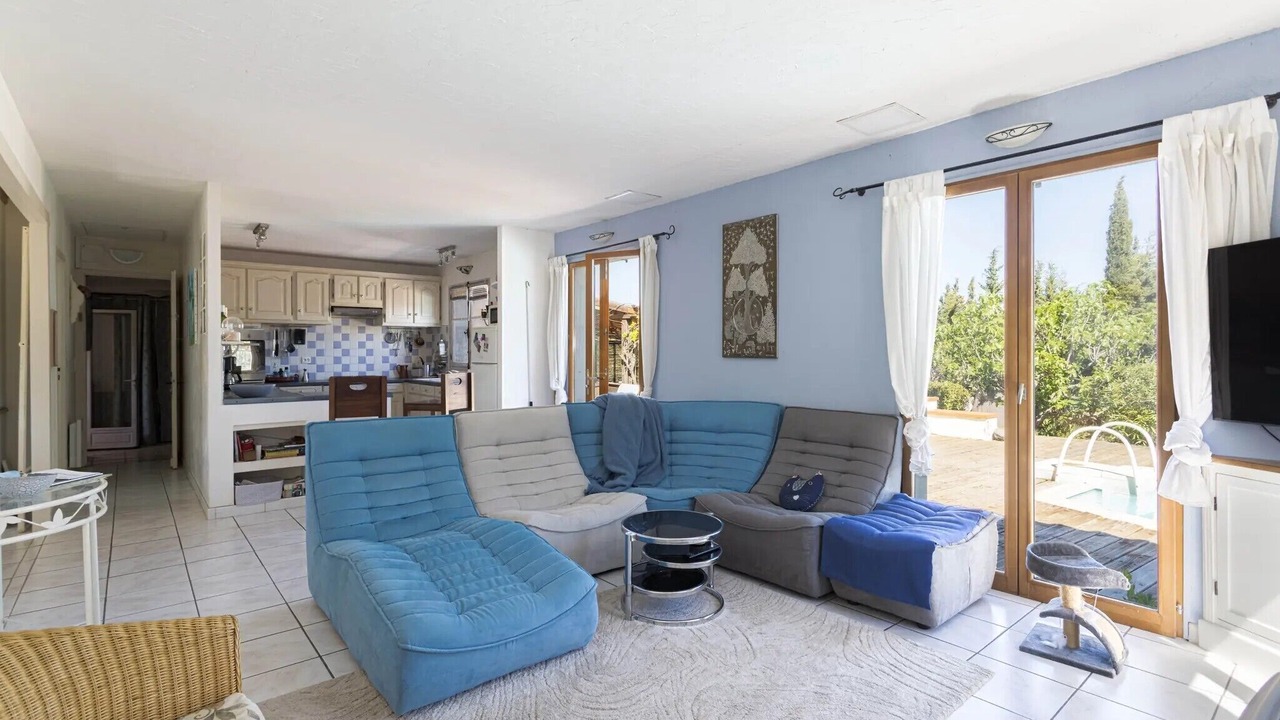 Photo of Livingroom in Latour-de-France