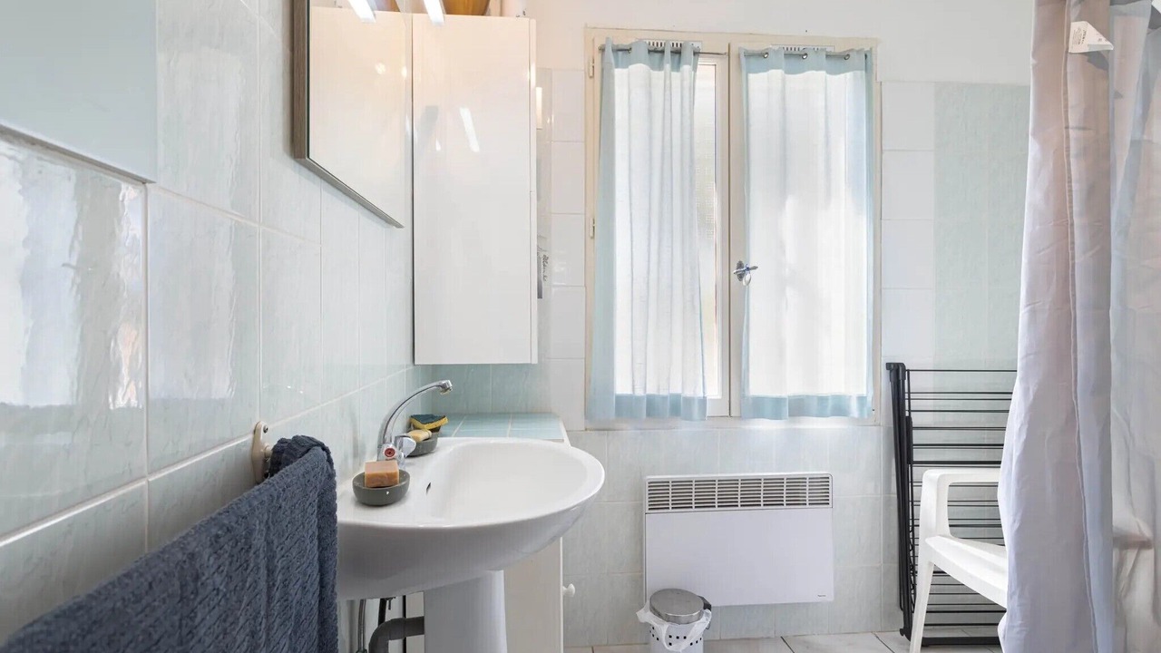 Photo of Bathroom in Latour-de-France