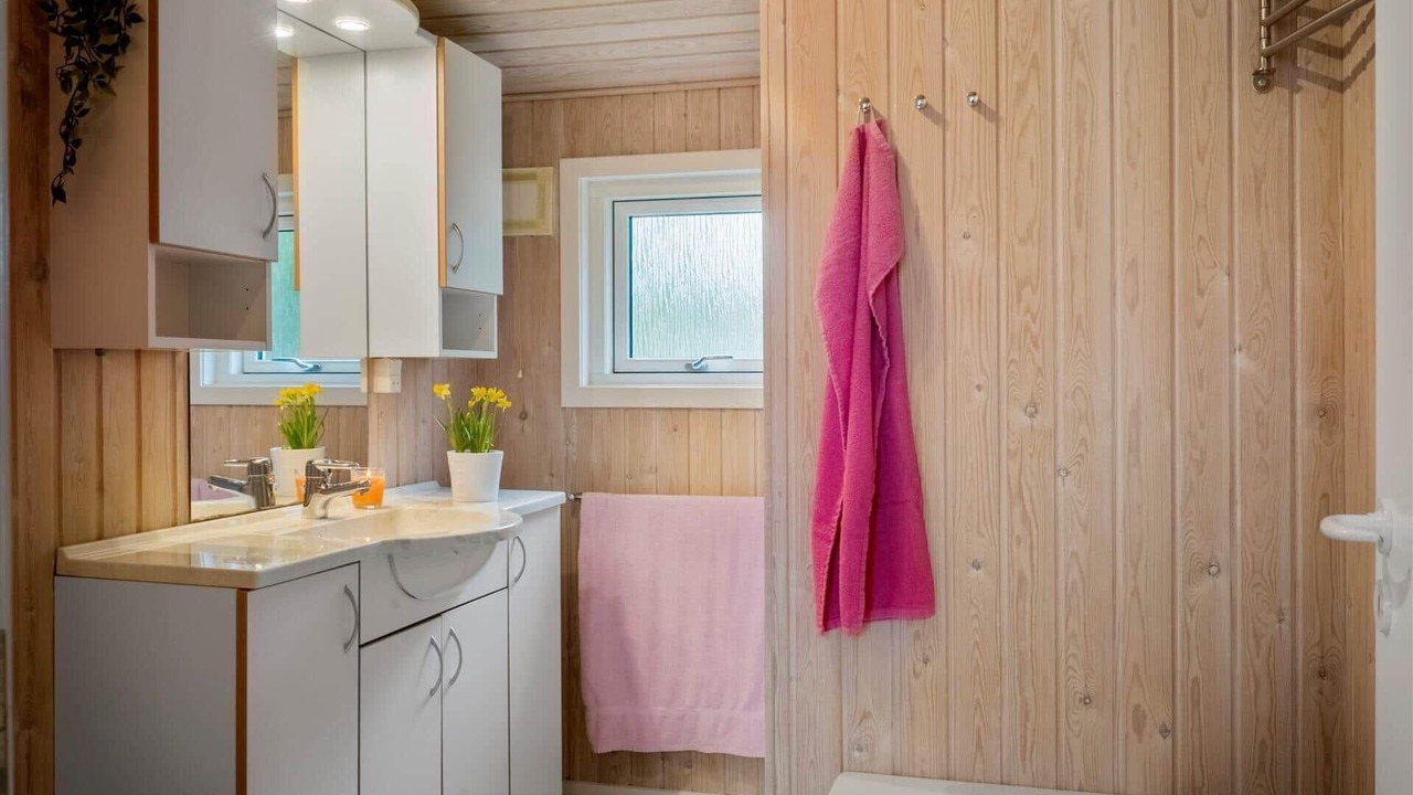 Photo of Bathroom in Remmer Strand