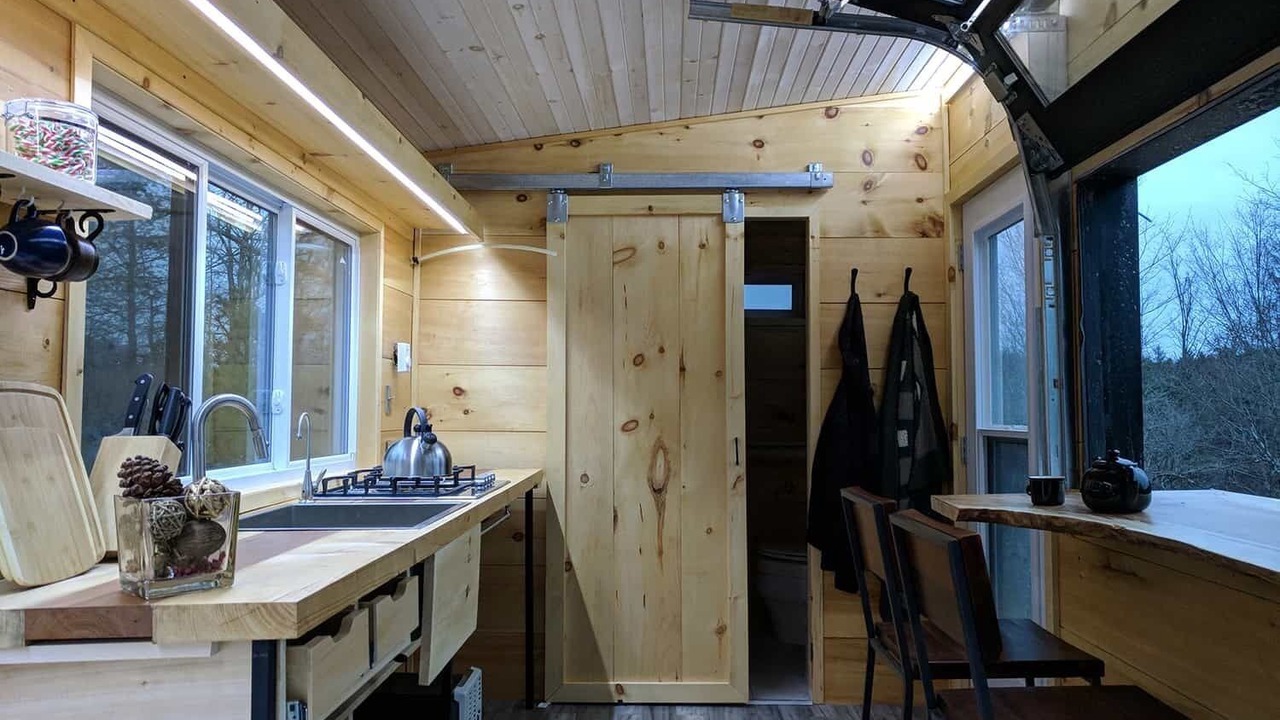 Photo of Kitchen in Central Frontenac