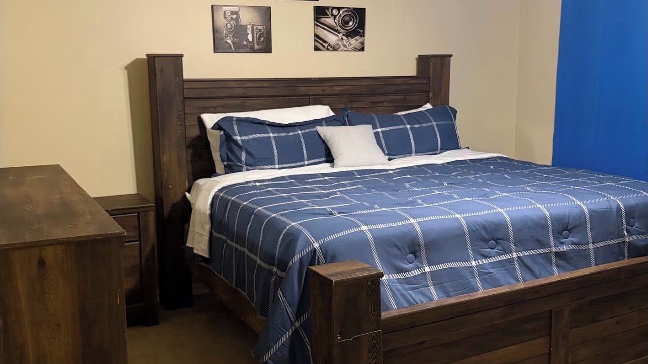 Photo of Bedroom in Tougaloo