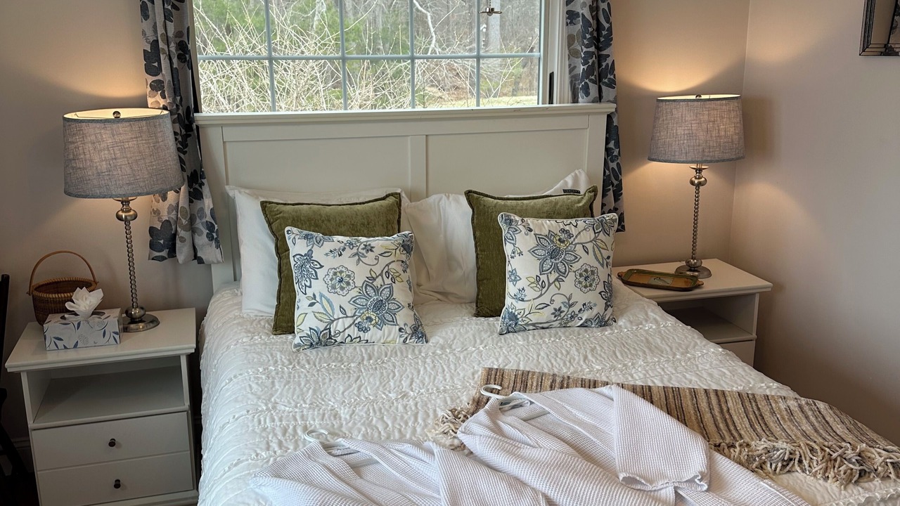 Photo of Bedroom in Pembroke