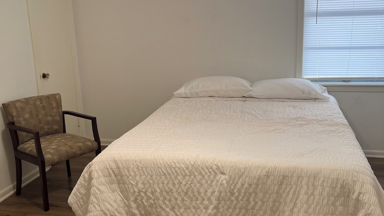Photo of Bedroom in Pasadena