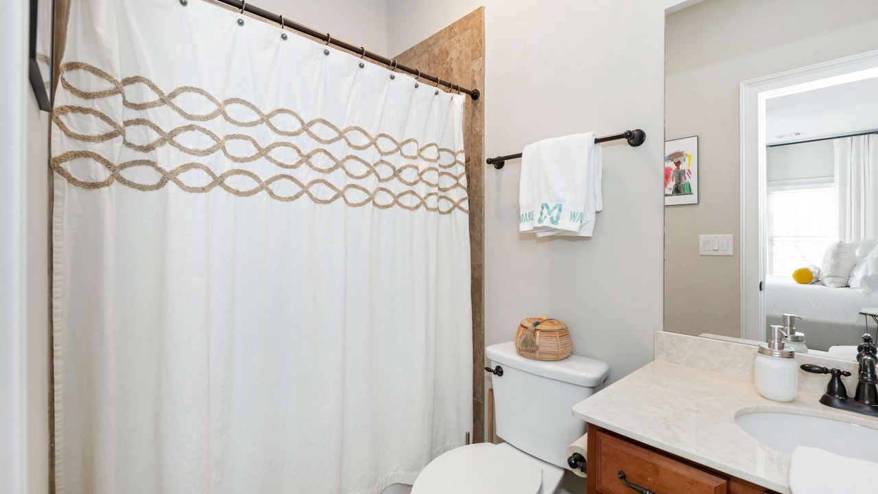 Photo of Bathroom in Midtown