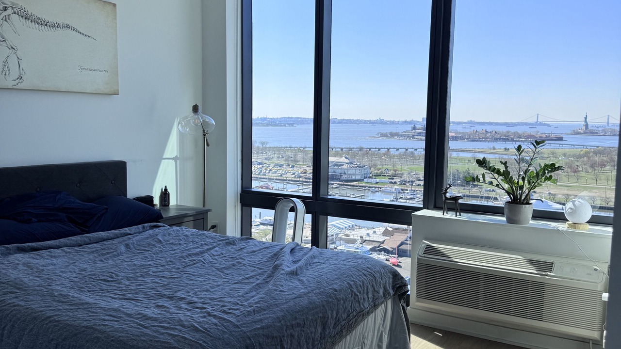 Photo of Bedroom in Paulus Hook