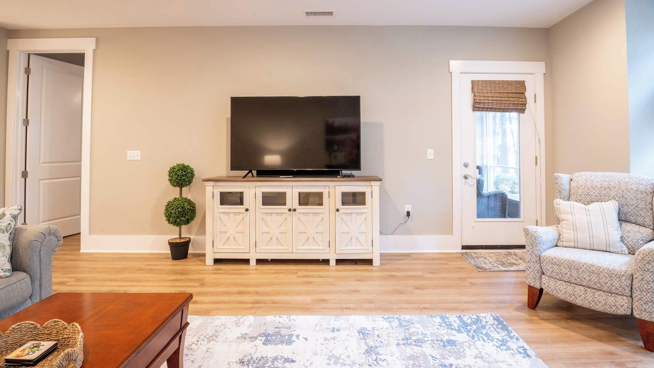 Photo of Livingroom in St. James
