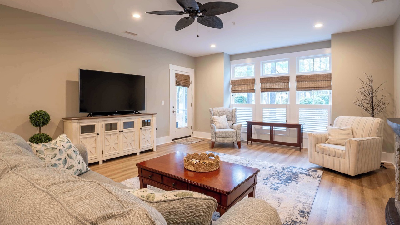 Photo of Livingroom in St. James