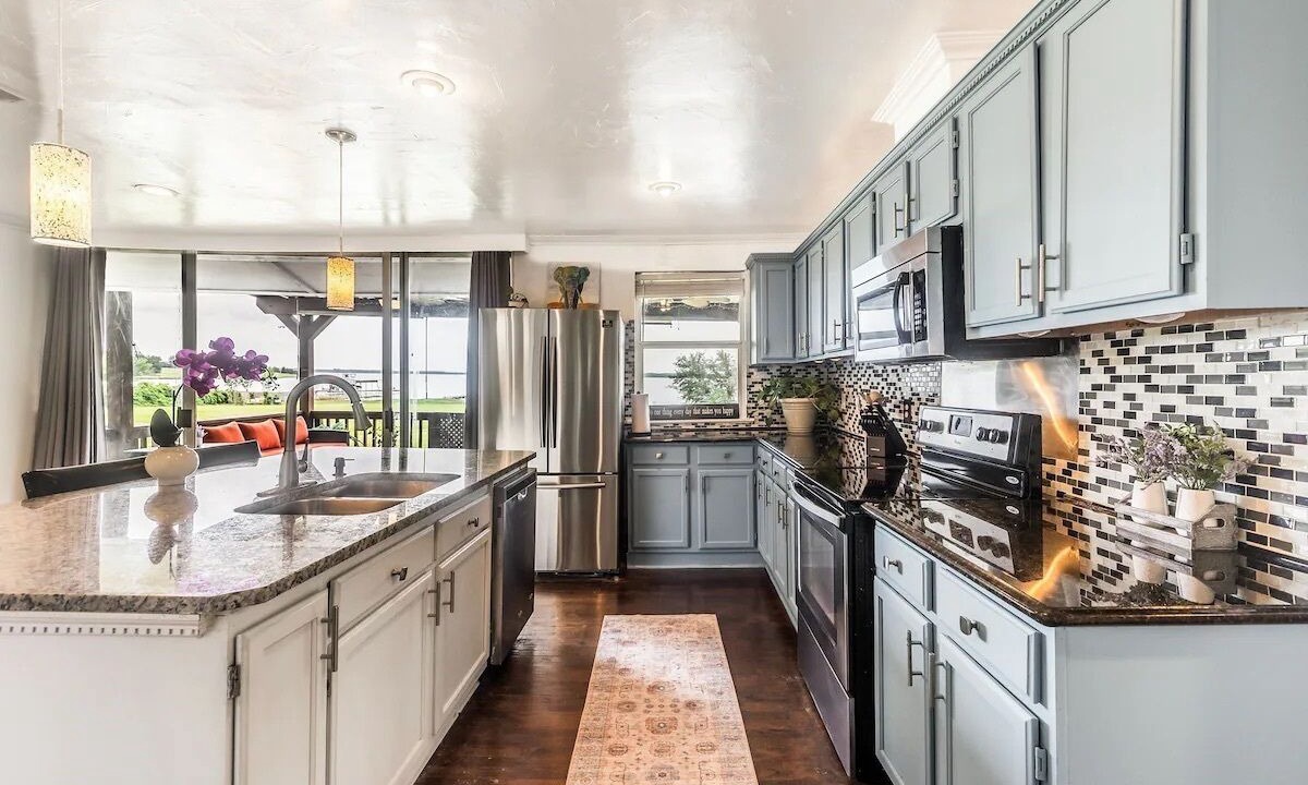 Photo of Kitchen in Quinlan