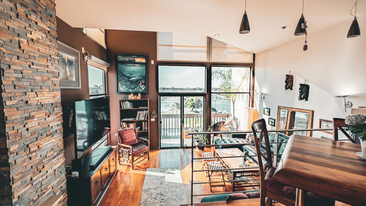 Photo of Livingroom in Marina Pacifica