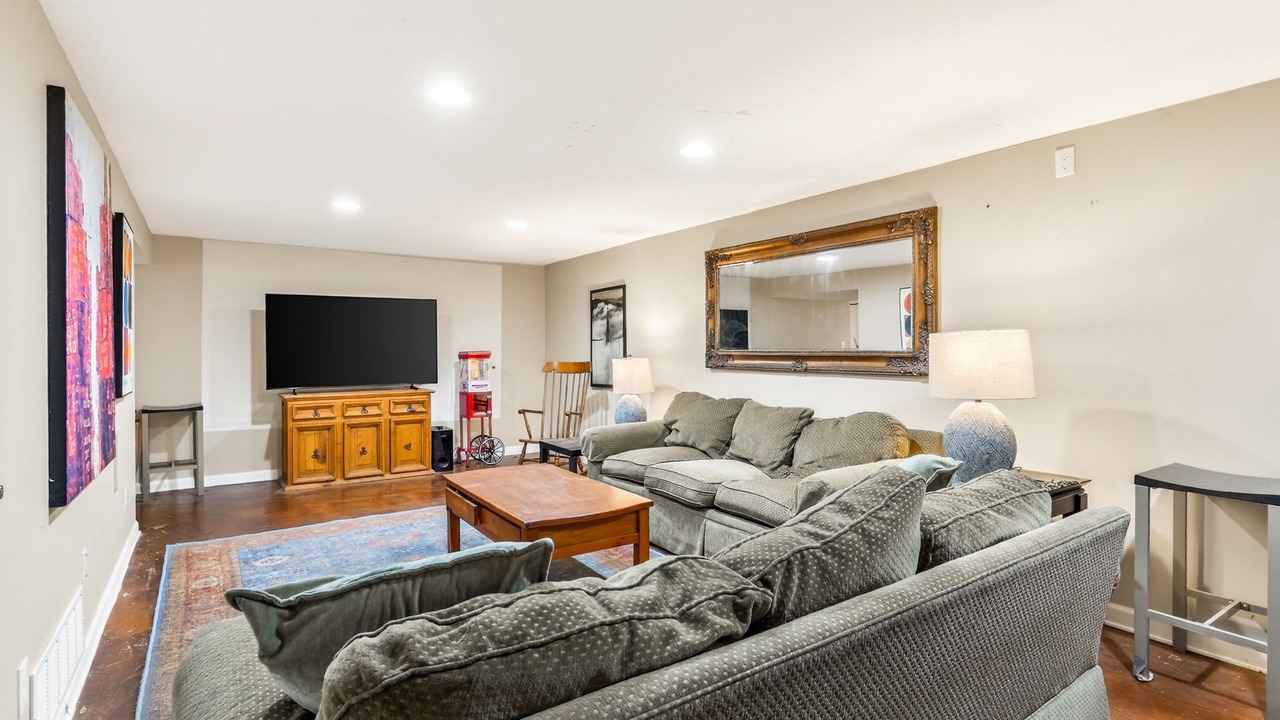 Photo of Livingroom in South Kansas City