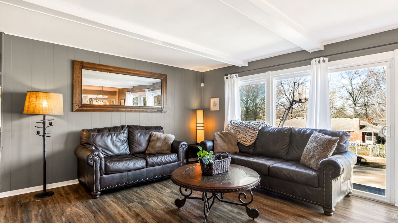 Photo of Livingroom in South Kansas City