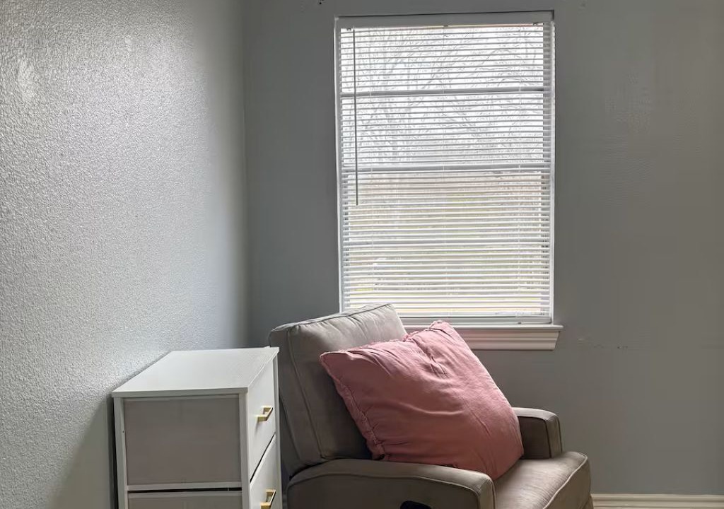 Photo of Livingroom in Keene