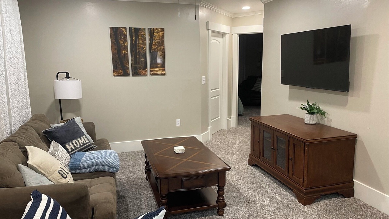 Photo of Livingroom in Stafford Springs