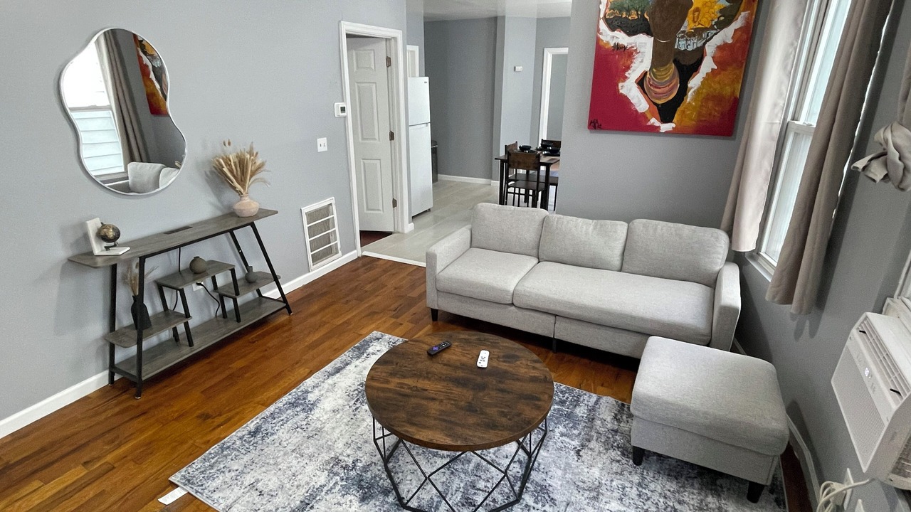 Photo of Livingroom in Weequahic