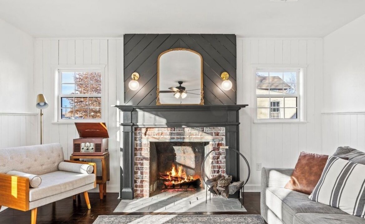 Photo of Livingroom in Pryor